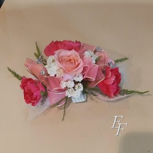 EF 816 Shades of Pink Corsage